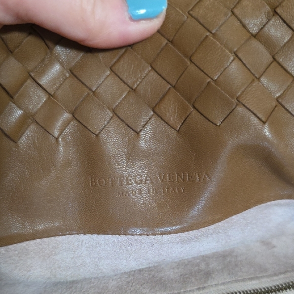 Bottega Veneta Vintage Brown Woven Tote with Cream Accents Straps - Picture 10 of 14